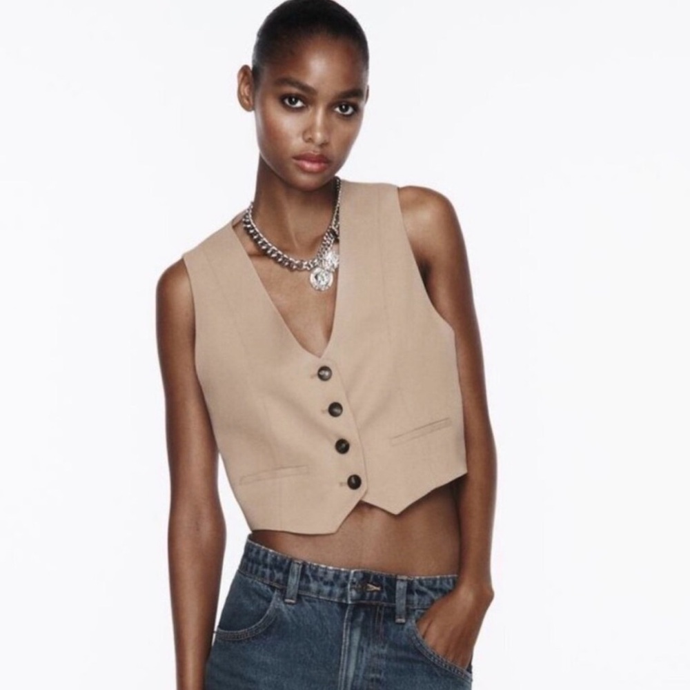 Zara Tailored Sleeveless V-Neck Cropped Vest in Beige Tan Size Small